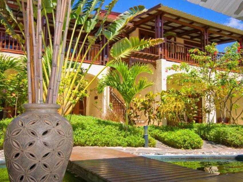 Hotel Ocean Beauty Pereybere Beach Exterior foto
